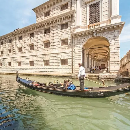 Ai Pini-residence Apartment